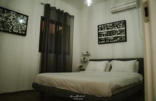 Manot Apartment | Experience Comfort at הגליל הקורן: Pool & Hot Tub Awaits