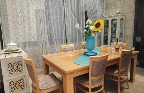 Idmit House | Experience Sea & Mount: A 4-Star Gem in Galilee