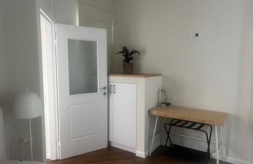 Pardes Hanna Karkur Apartment | Discover מקום של מוש: Guest Rated 9.8 with Fine Dining