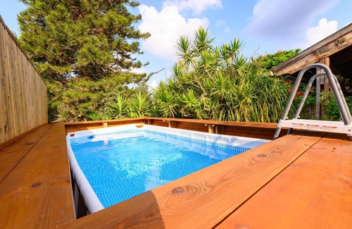 Shlomi Villa | Relax at The Anchor And The Sea with Family-Friendly Amenities