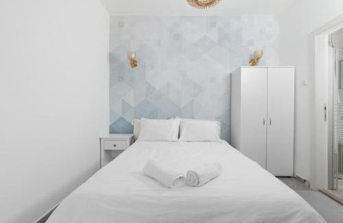 Eilat Apartment | Family-Friendly Retreat at השיטה 1 with Top Guest Ratings