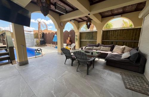 Eilat Villa | וילה באילת עם בריכה