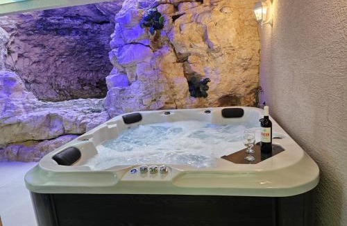 Kerem Ben Zimra Apartment | Villa Luzon - Private Pool Retreat in Kerem Ben Zimra