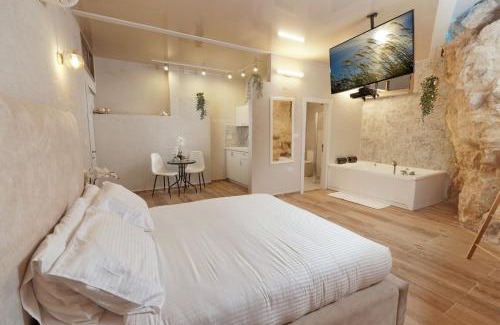 Kerem Ben Zimra Apartment | Villa Luzon - Private Pool Retreat in Kerem Ben Zimra