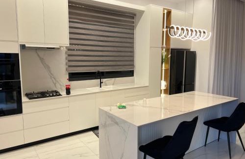 Yeruham Apartment | Experience Comfort at וילה שלומית - Family and Pet Friendly