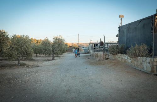Mitzpe Ramon Other | Discover Noam Farm: Family-Friendly Retreat in the Desert