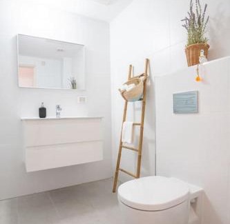Nahariya Apartment | Dream Stay at חלום באכזיב with Private Beach Access