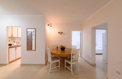 Tiberias Apartment | חלום בכנרת- דירה נעימה עם 3 חדרי שינה בטבריה