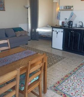 Arad Cabin | Experience חלון למדבר: Pet & Child Friendly Getaway