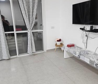 Arad Cabin | Relax at חצבים על הואדי - Rated 9.1 with Pool & Hot Tub