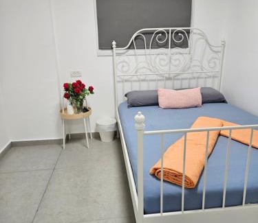 Arad Cabin | Relax at חצבים על הואדי - Rated 9.1 with Pool & Hot Tub