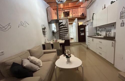 Acre Apartment | Charming "יעד" Rural Retreat with Child-Friendly Amenities