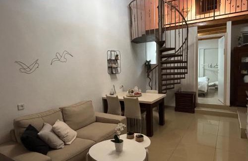 Acre Apartment | Charming "יעד" Rural Retreat with Child-Friendly Amenities