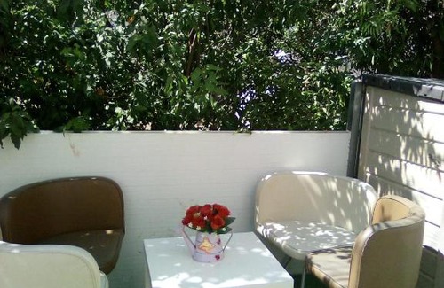 Yavne'el Apartment | Discover Family-Friendly Retreat with Pool Access