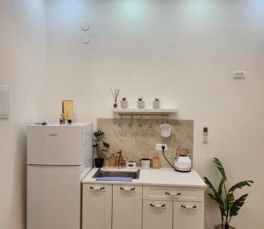 Safed Apartment | Unwind in Safed: Guest Rated 9.8 for Your Getaway