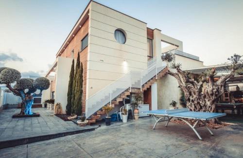 Vered Hagalil House | Relax in Style at ממלכת אהרון with Private Pool near Kinneret