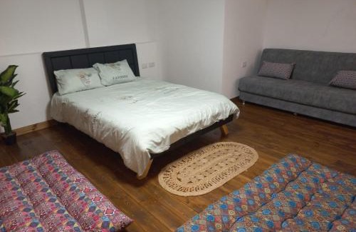 Majdal al-Shams Bed & Breakfast | Discover מפגש החרמון: Family-Friendly Retreat Awaits