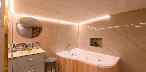 Jerusalem Apartment | Explore the Jerusalem Forest Studio for Unforgettable Stays