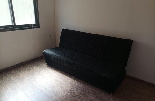Emek HaMaayanot Apartment | Discover משק 38 תל תאומים: Pet-Friendly Retreat with Hot Tub
