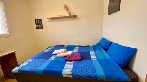 Beersheba Apartment | Prime Location Near University, Market & Park Amenities