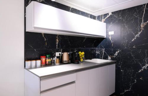Zikhron Ya'aqov Apartment | Relaxing Suite in Zichron with Child-Friendly Amenities
