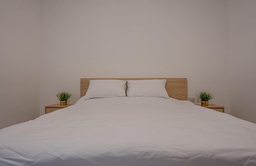 Masade House | Guest Rated: 9.8 at Golan Center Suite with Hot Tub