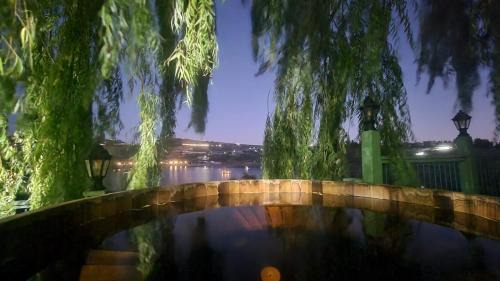 Masade Apartment | Tranquil Lake View Retreat with Pool & Family Amenities