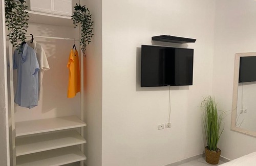 Be'er Ora House | Experience Family-Friendly Comfort at פנינת הדקל בבאר אורה