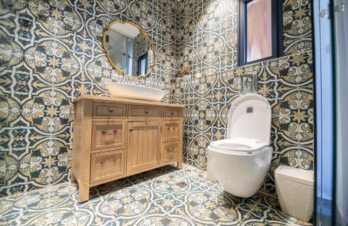Arad Cabin | Experience Oceanfront Bliss at Zimmer Boutique Adela