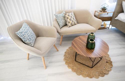 Arad Cabin | Experience Oceanfront Bliss at Zimmer Boutique Adela