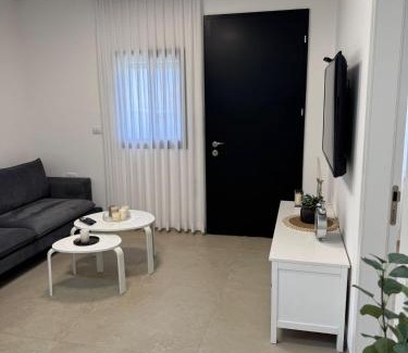 HaGoshrim Cabin | Blissful Retreat at צימר פסטורלי בהגושרים - Rated 9.5