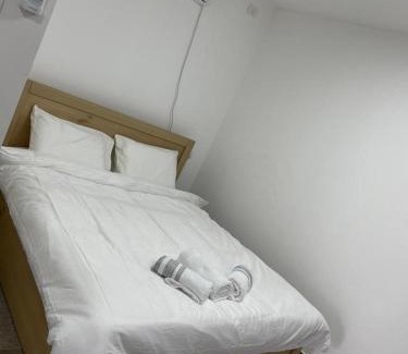 Masade Apartment | Explore צמרים סמר: Pet-Friendly Retreat with Pool