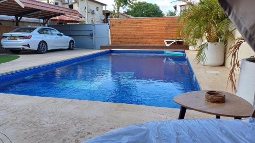 Kiryat Ekron House | Experience Oceanfront Bliss at קאסה גומז Hotel