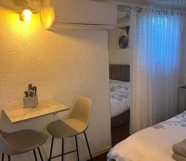 Kiryat Ekron House | Experience Oceanfront Bliss at קאסה גומז Hotel
