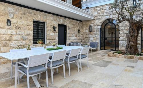 Safed Apartment | קונפיטה - וילה מהממת ובריכה בעיר העתיקה צפת