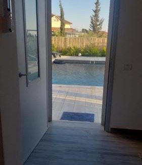 Kela Alon Apartment | Exceptional רוח ברמה: Perfect for Families & Relaxation