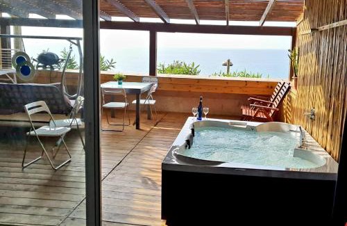 Netanya Apartment | Seaside Serenity with Private Hot Tub and Ocean Views