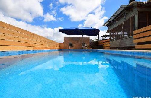 Shomera Apartment | Charming SHIR HACHORESh: 4-Star Oceanfront Escape