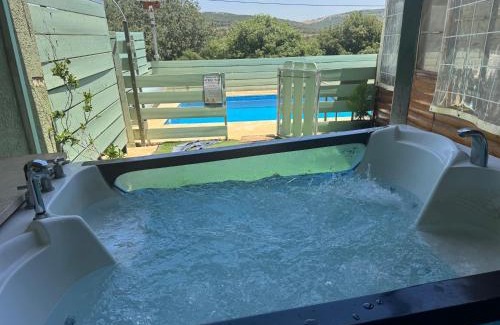 Shomera Apartment | Charming SHIR HACHORESh: 4-Star Oceanfront Escape