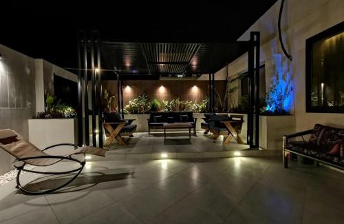 AlUla Apartment | Elegant Al-Fursan Suites: 4-Star Comfort and Amenities