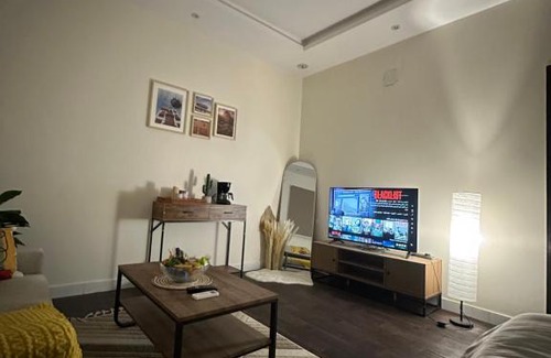 Ghirnatah Apartment | Cozy One-Bedroom Studio with Self-Check-In Access