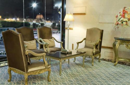 Taif Apartment | Discover Ofoq Al Raha Hotel Apartment: Rated 8.8/10 with Pool