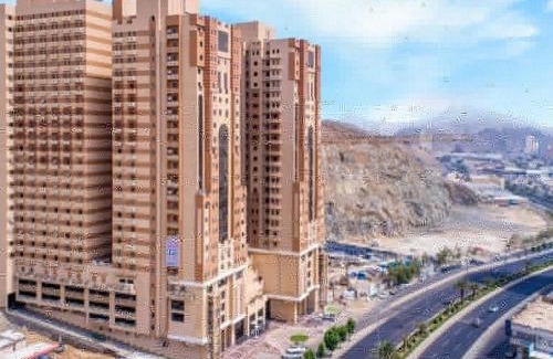 Mecca Apartment | Child-Friendly Abraj Al-Tilal in Makkah Awaits You