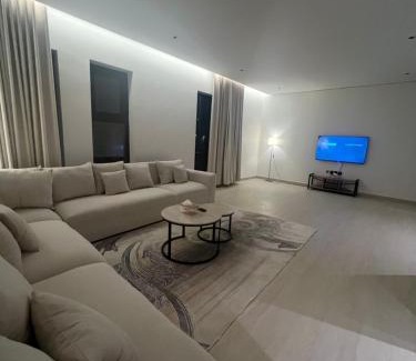 Riyadh Apartment | اجنحه سرايا الفاخره
