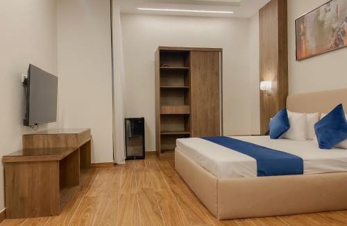 Al Aziziyah Hotel | Explore Arjan Park Hotel: Family-Friendly & Accessible Stay
