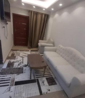 Agouza Apartment | Family-Friendly Hs 3 Studios with Relaxing Hot Tub