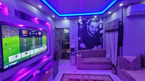 Bulaq ad Dakrur Apartment | Stylish Studio with Oceanfront Rooftop Terrace