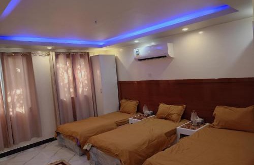 Bahla Ski Chalet | Discover Oasis Terrace Inn: Family-Friendly with Pool Access