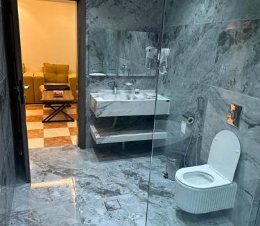 Taif Hotel | Discover Al Awael Furnished Units: Pet-Friendly Retreat