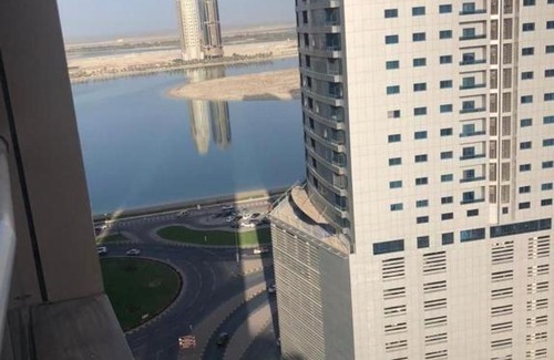 Al Khan Apartment | Explore the Heart of Sharjah: Pet-Friendly Getaway